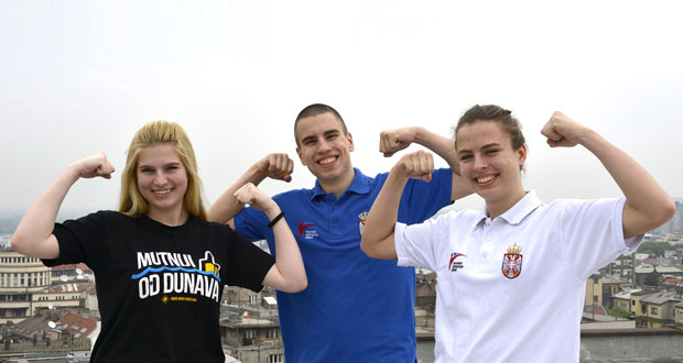 НАДИЦА И ДУШАН БОЖАНИЋ СУ ПРВАЦИ У ТЕКВОНДУ: Ређају медаље и петице!